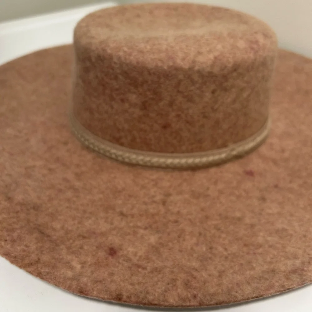 Universal Thread Tan Wool Fedora Hat